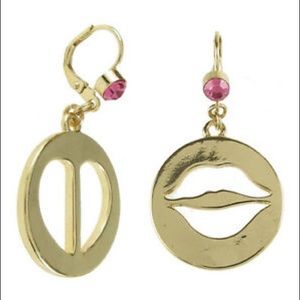 Donating Tonight! Betsey Johnson Status Earrings